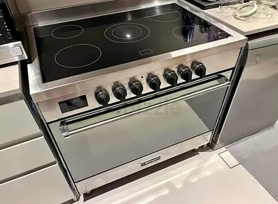 Bompani Stainless Steel Electric Range with Ceramic Cooktop and Large Oven - Good Condition
