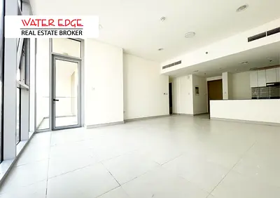 Large Layout | Near Park |3 Bath
