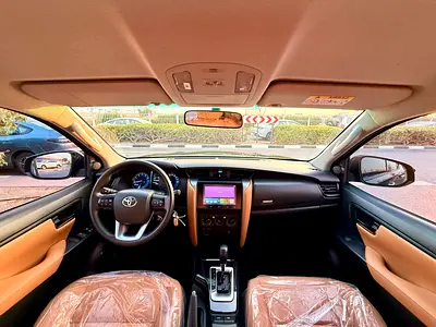 2024 Toyota FORTUNER thumbnail 12