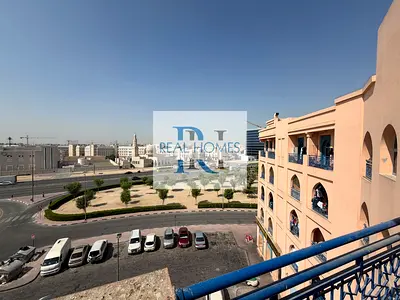 Well-Located|Double Balcony|Close to Bus Stop |33K