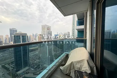 Modern | Furnished | Tenanted | Lake View