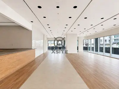Commercial Shop | Prime Location | Spacious