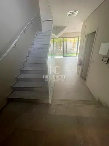 Modern 3BR Townhouse | Pool View | Private Garden