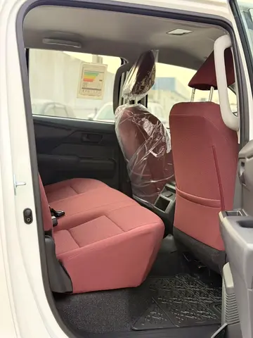 2027 Toyota HILUX — миниатюра 13
