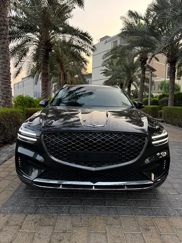 GENESIS G70 – LUXURY SEDAN