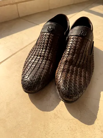 Brown woven leather slip-on men's shoes - size 44 (dm for more pics)