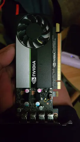 Quadro t600