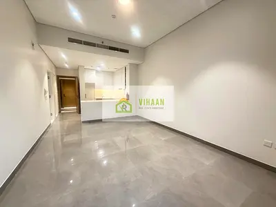 شقة حديثة بغرفة نوم واحدة | حدائق ند الشبا | إطلالات متعددة على الشرفة | غير مفروشة