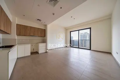 Boulevard View | Vacant | High Floor