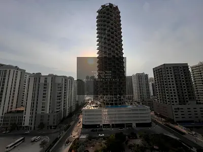 COMMUNITY VIEW | NEAR TO CIRCLE MALL | HIGH FLOOR