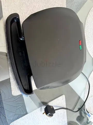 Used electric sandwich / grill maker in decent working condition