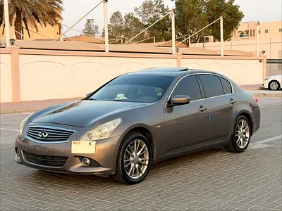 2011 Infiniti G37 photo 3