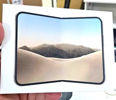 IPHONE DUO 2 TB STORAGE STAR WHITE NEW