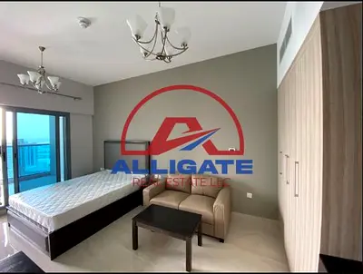 Studio Apartment || Canal & Skyline View ||