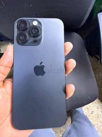 iPhone with minor scratches - working display (see photos)