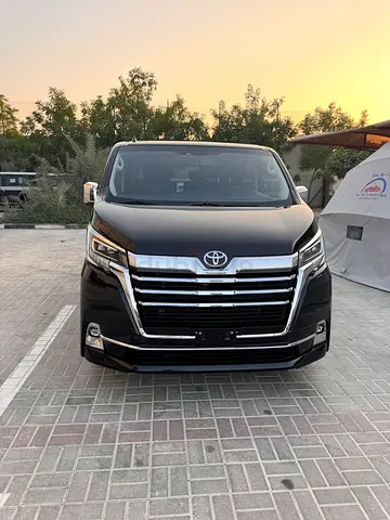 Toyota Granvia Premium 2024 GCC Specs