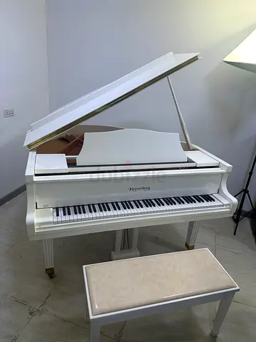 Kayseburg Grand Piano - white color (Original Paint)