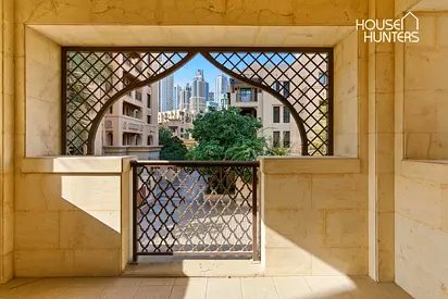 Upgraded | Vacant | Large One bedroom