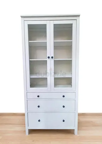 White Wooden Display Cabinet with Glass Doors and 3 Drawers