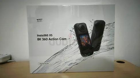 Brand new Insta360 X5 Essentianls Bundle Unboxed