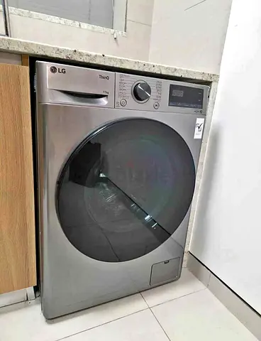LG 11 kg Washing machine new model slightly used thinq model