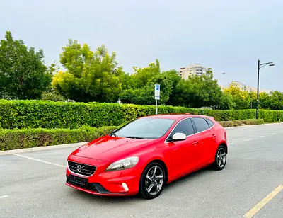 2016 Volvo V-Class T5 R-Design GCC Specs in Excellent Condition