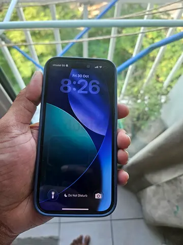 iPhone 15 Pro 256GB - Like New, No Scratches
