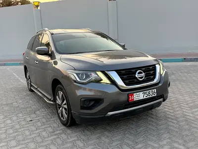 2019 Nissan PATHFINDER photo 3