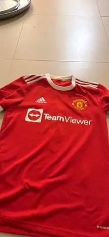 Man United Ronaldo Adidas jersey small-Medium size