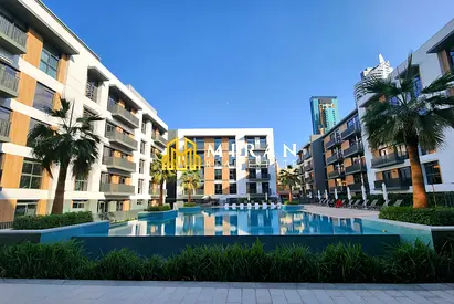 Community view - Corner Unit - Premium Quality