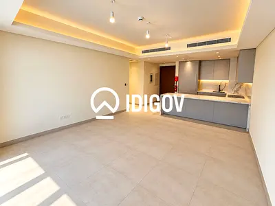 Ready 2BR | Balcony & Pool | Umm Suqeim