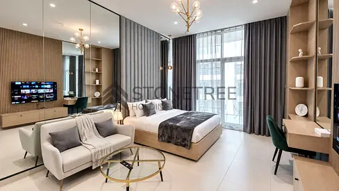 12 CHEQUES | Modern Studio | Near Metro