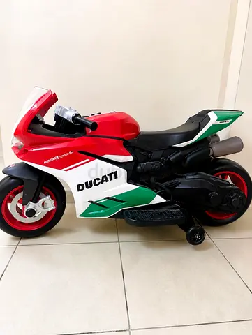 Kids Ducati Ride-On Motorcycle with Training Wheels