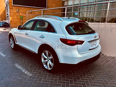 2011 Infiniti FX50 Sport GCC Specs