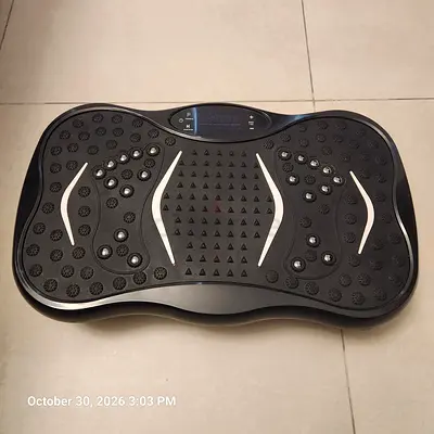 Compact Vibration Plate Exercise Platform - Excellent Working Condition