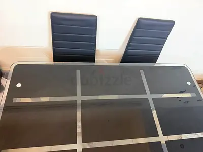 4 seater dining table with chair