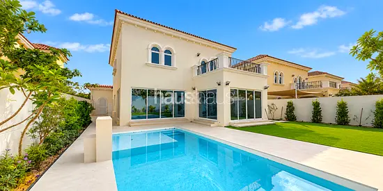 Fully Upgraded | Extended | Central Location