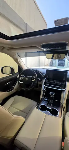 2022 Toyota Land Cruiser GXR GCC Specs TWIN Turbo