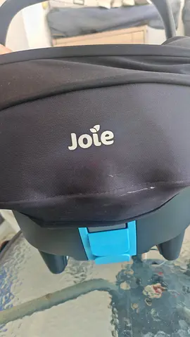 Infant car seat joie