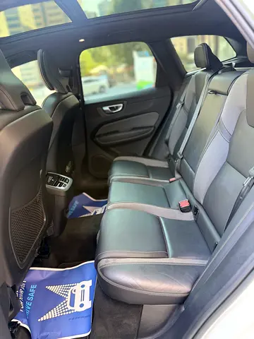 2023 Volvo XC60 photo 6