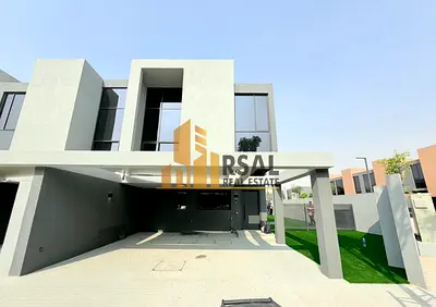 Modern Luxury 3BR Townhouse Corner Unit | Brand New | Landscaping Ready | Maid Room | 4 Cheques