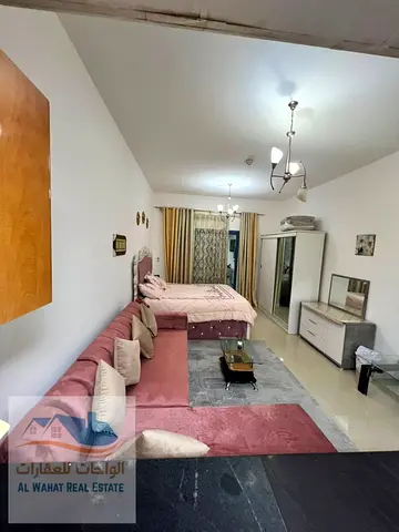 متاح الان استديو مفروش مساحة كبيرة مع بلكونة ابراج النعيمية تاور سي