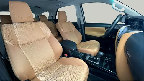 2024 Toyota FORTUNER photo 6