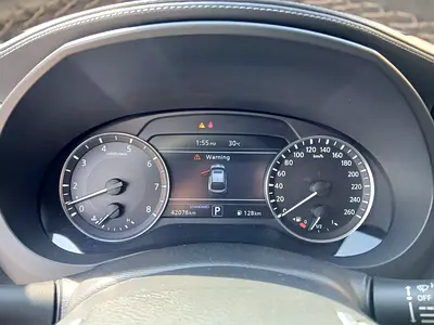 صورة 9 لـ 2023 Infiniti QX55