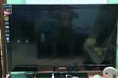 Samsung LA46D550 – 46-inch Series 5 LCD TV,