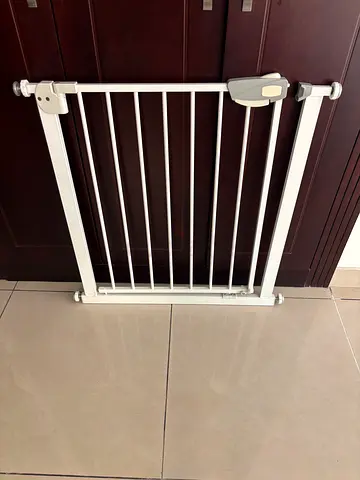 Sky Touch Baby gate 75-84cm