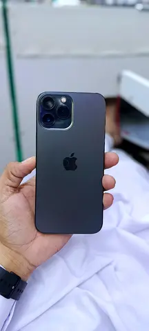 I phone 13 pro maxx 256 GB