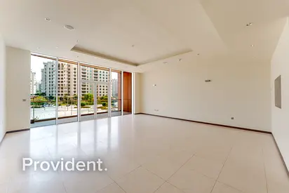 Prime Location | Hug Layout | Beach Access