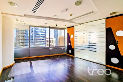 Vacant | Fitted | Multiple Washrooms