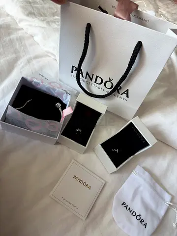 pandora bracelet